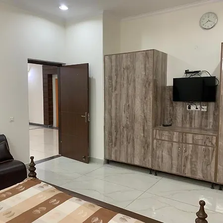 Staywell360 Chandigarh Exterior photo